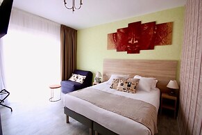 The Original Boutiques, Hotel Lakeside