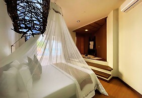 Sunset at Aninuan Beach Resort powered by Cocotel