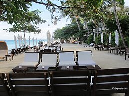 Sunset at Aninuan Beach Resort powered by Cocotel