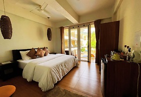 Sunset at Aninuan Beach Resort powered by Cocotel