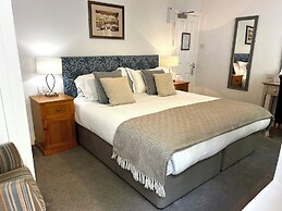 The Claremont Hotel - Adult Only