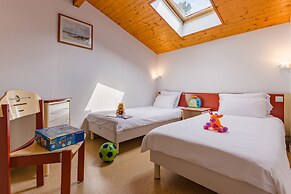 Azureva Ronce Les Bains