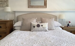 Humphries Cross Apartments