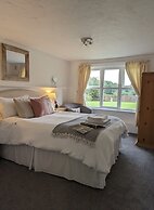 Humphries Cross Apartments