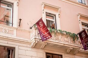 Boutique Centrale Palace Hotel