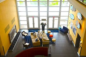 Riviera Luxury Living at River Oaks Marina and Tower