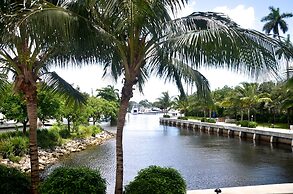 Riviera Luxury Living at River Oaks Marina and Tower