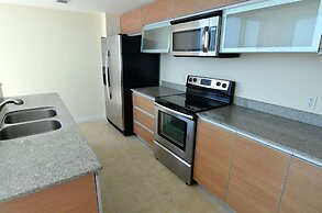 Riviera Luxury Living at River Oaks Marina and Tower