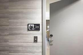 Hampton Inn & Suites Miami Wynwood Design District