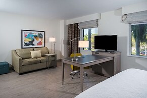 Hampton Inn & Suites Miami Wynwood Design District