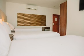 Hotel Parque Del Sol