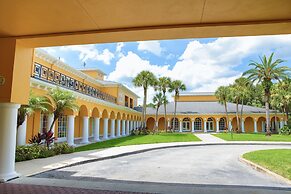 Tampa Palms Country Club