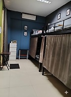 Mactan District Budgetel - Lapu Lapu Cebu - Hostel