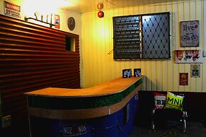 Food District Hostel Cebu Central