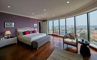 The Waverly Hotel & Residences