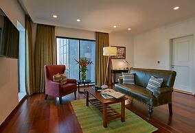 The Waverly Hotel & Residences