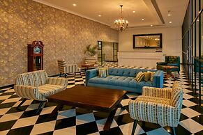 The Waverly Hotel & Residences