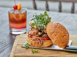 The Waverly Hotel & Residences