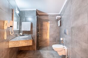 Senza Grand Santana Hotel