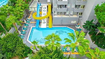 Senza Grand Santana Hotel