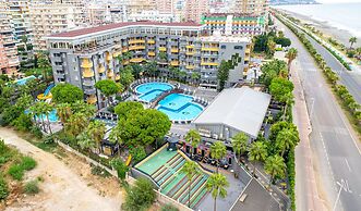 Senza Grand Santana Hotel