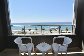 Senza Grand Santana Hotel