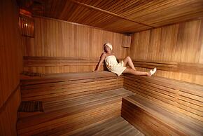 Senza Grand Santana Hotel