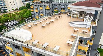 Senza Grand Santana Hotel