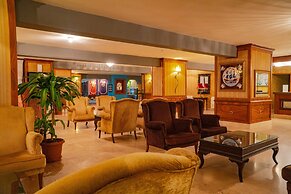 Senza Grand Santana Hotel