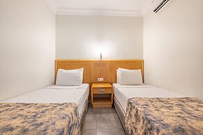 Senza Grand Santana Hotel