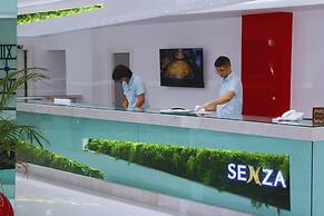 Senza Grand Santana Hotel