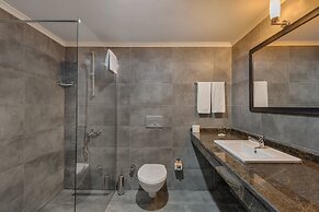 Senza Grand Santana Hotel