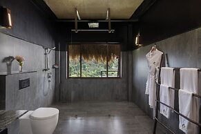 98 Acres Resort & Spa