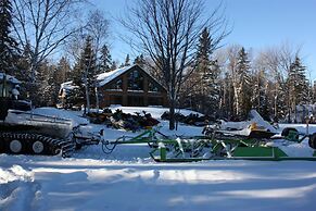 Lake Parlin Lodge & Cabins
