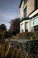 Raincliffe Hotel