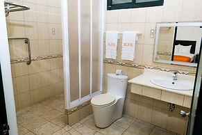 Hotel Puntarenas Beach