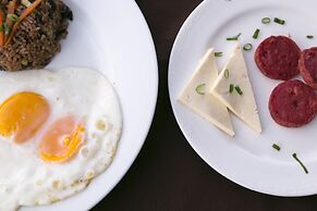 Hotel Puntarenas Beach