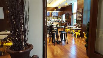 SpareTime Resorts at The Signature Condo Hotel