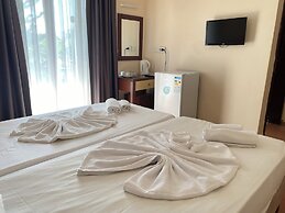 Lemas Suite Hotel