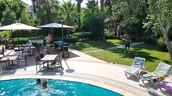 Lemas Suite Hotel