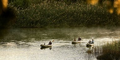 Orange River Rafting Lodge by Country Hotels