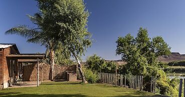 Orange River Rafting Lodge by Country Hotels