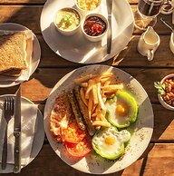 Orange River Rafting Lodge by Country Hotels