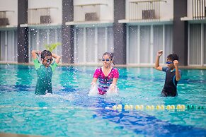 Front One Akshaya Hotel Karawang