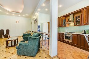 Nevsky Apartment