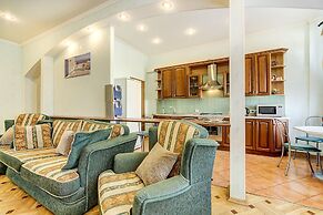 Nevsky Apartment