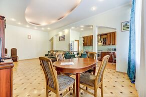 Nevsky Apartment