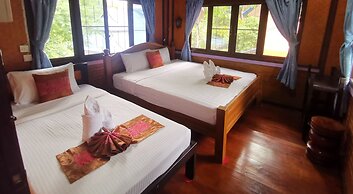 Banphu Montalang Resort