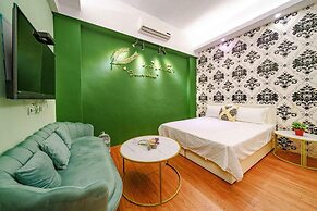 Silver Netherlands B and B