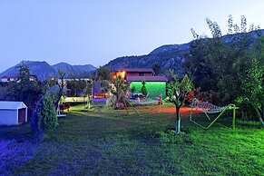 Flora Pansiyon Cirali